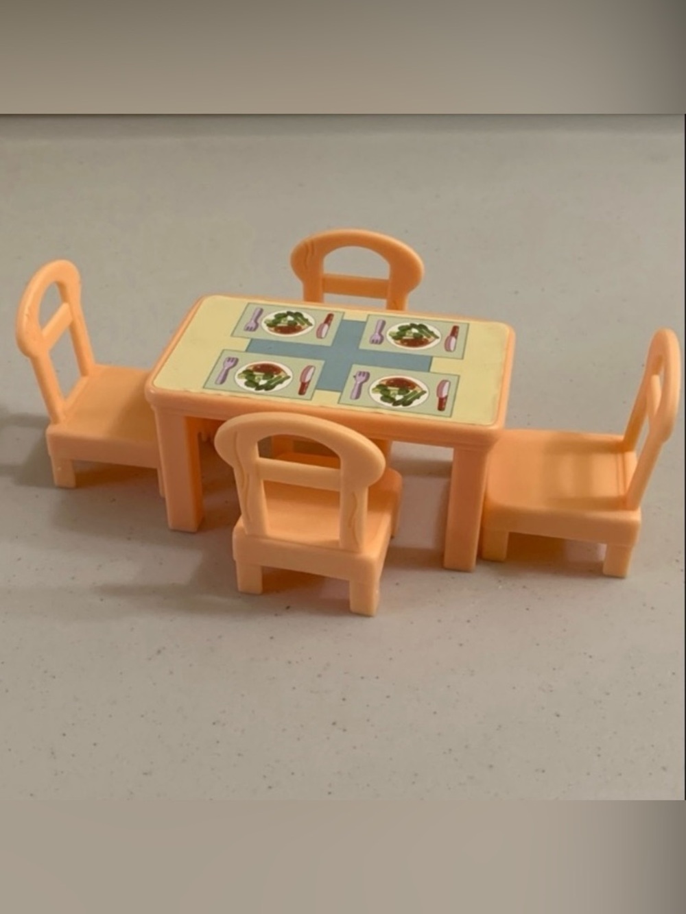 Bluey Family Table and 4 Chairs Lot Bingo Chili Bandit Mealtime Dinner Breakfast